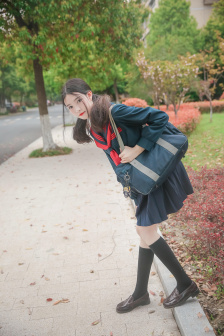 三个黑人跟一个女人XXOO